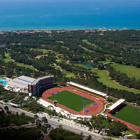 Hotel Gloria Sports Arena